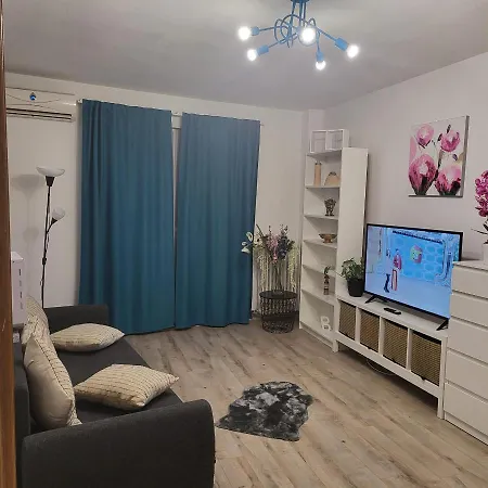Victoria Apartment