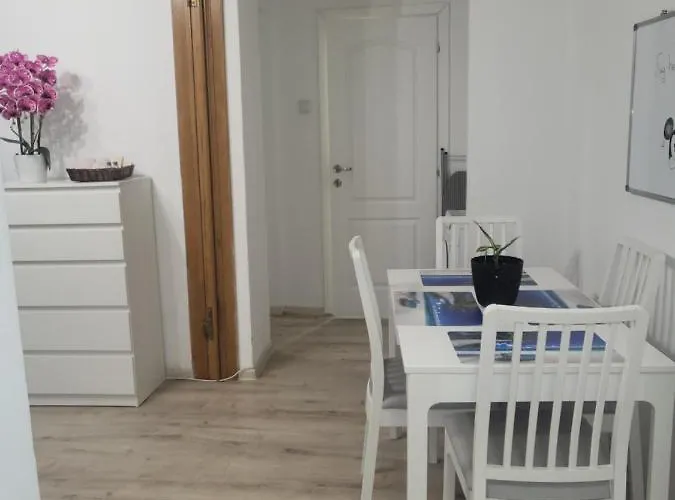 Victoria ブカレスト